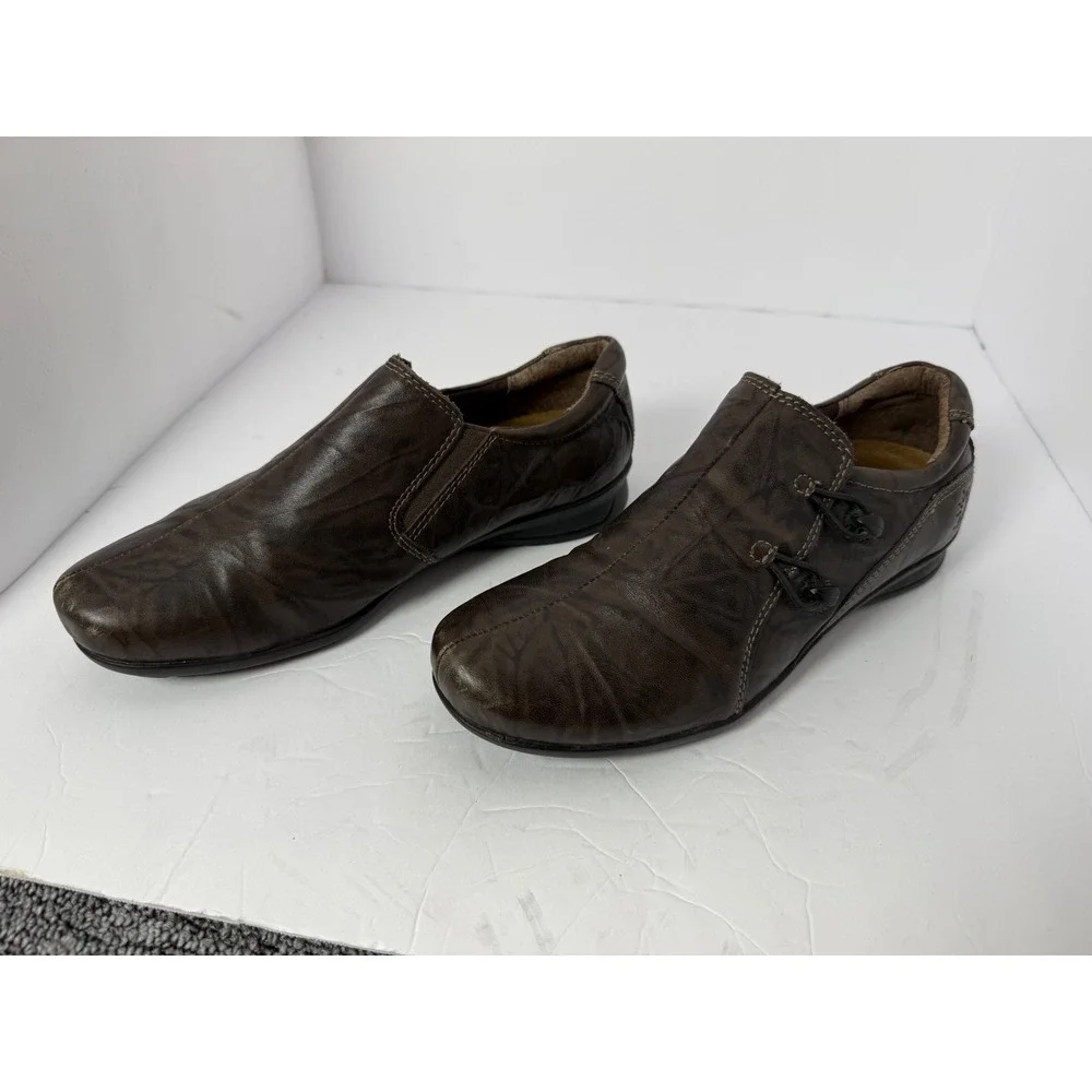 Red Willow Taryn Footwear Brown Textured Leather Bungee Slip On Loafers Shoes